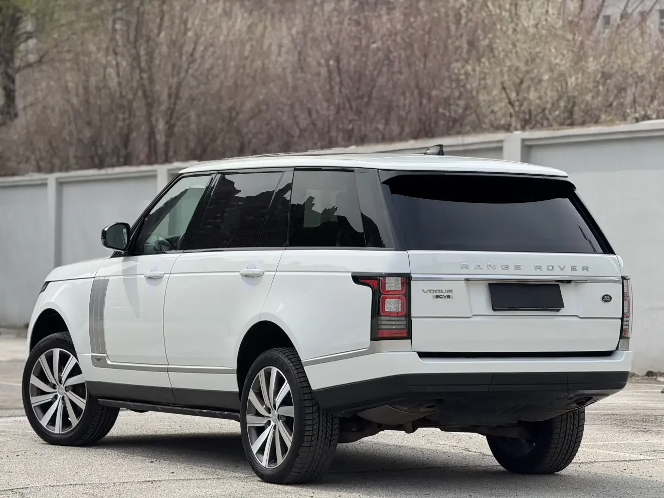 Land Rover range rover