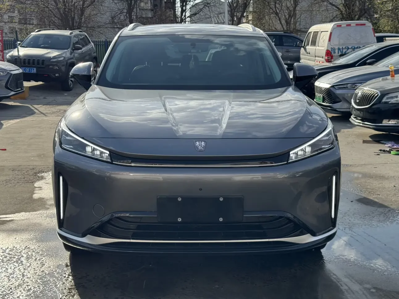 Roewe D5X DMH