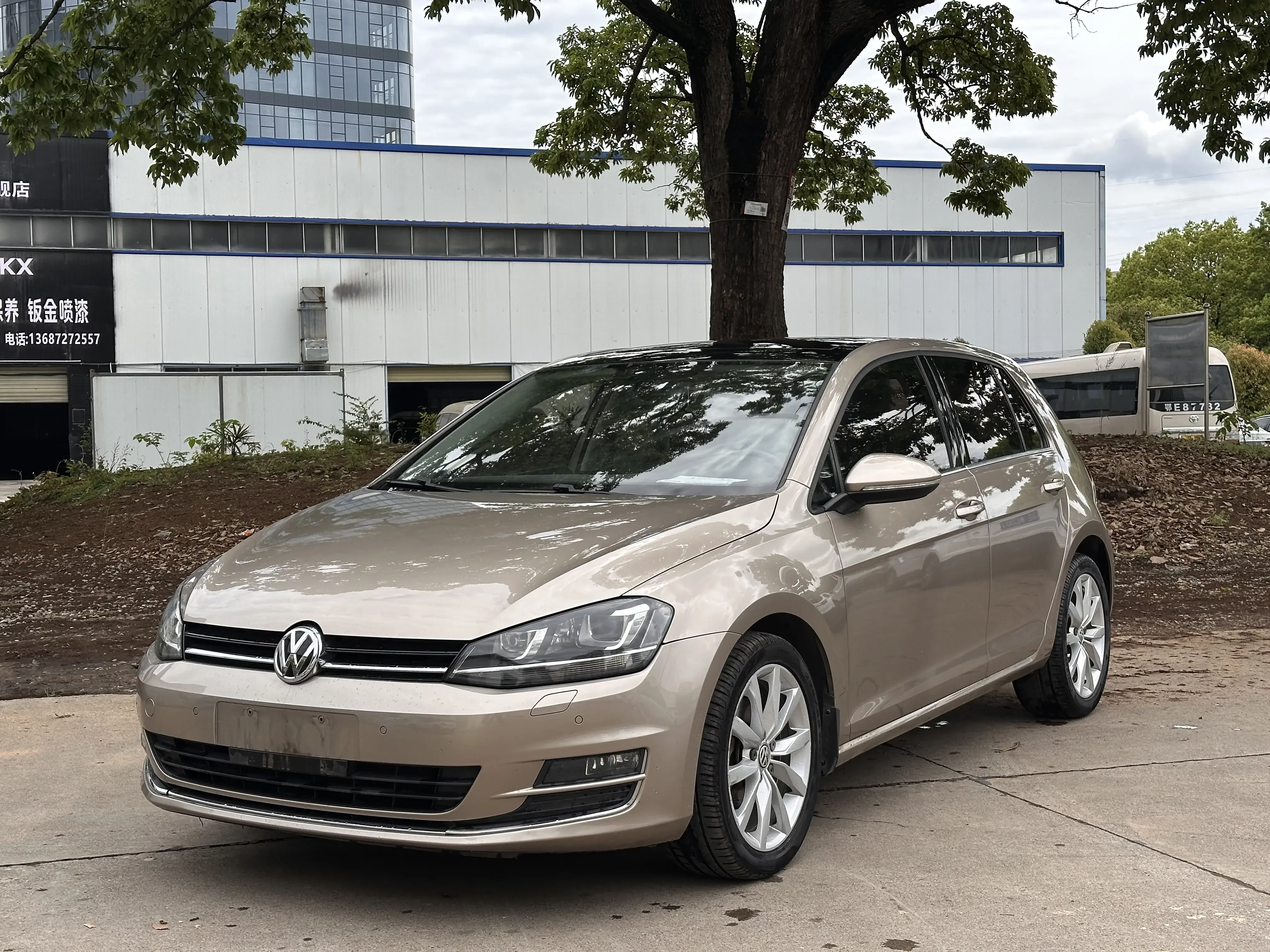 Volkswagen golf
