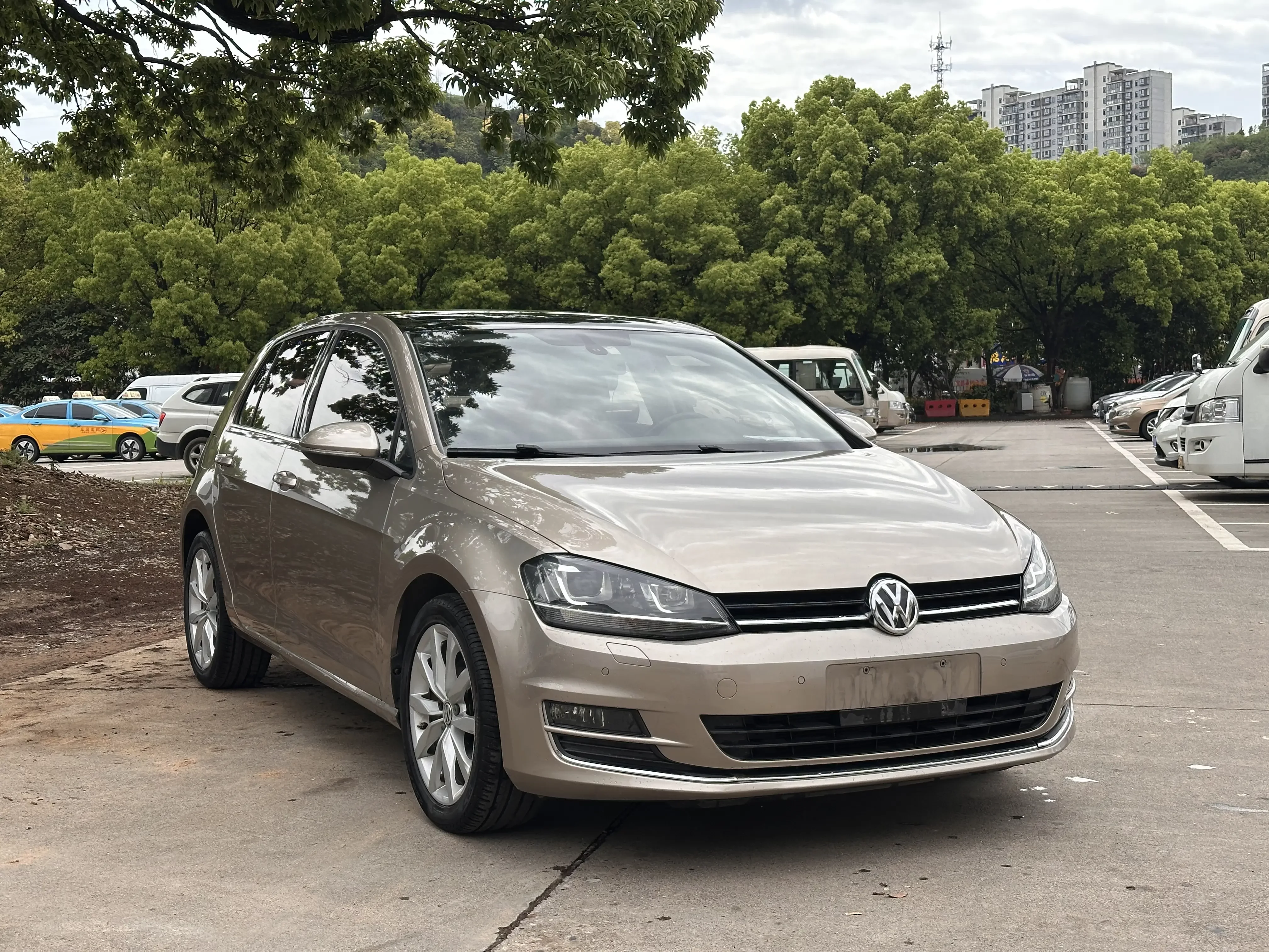 Volkswagen golf
