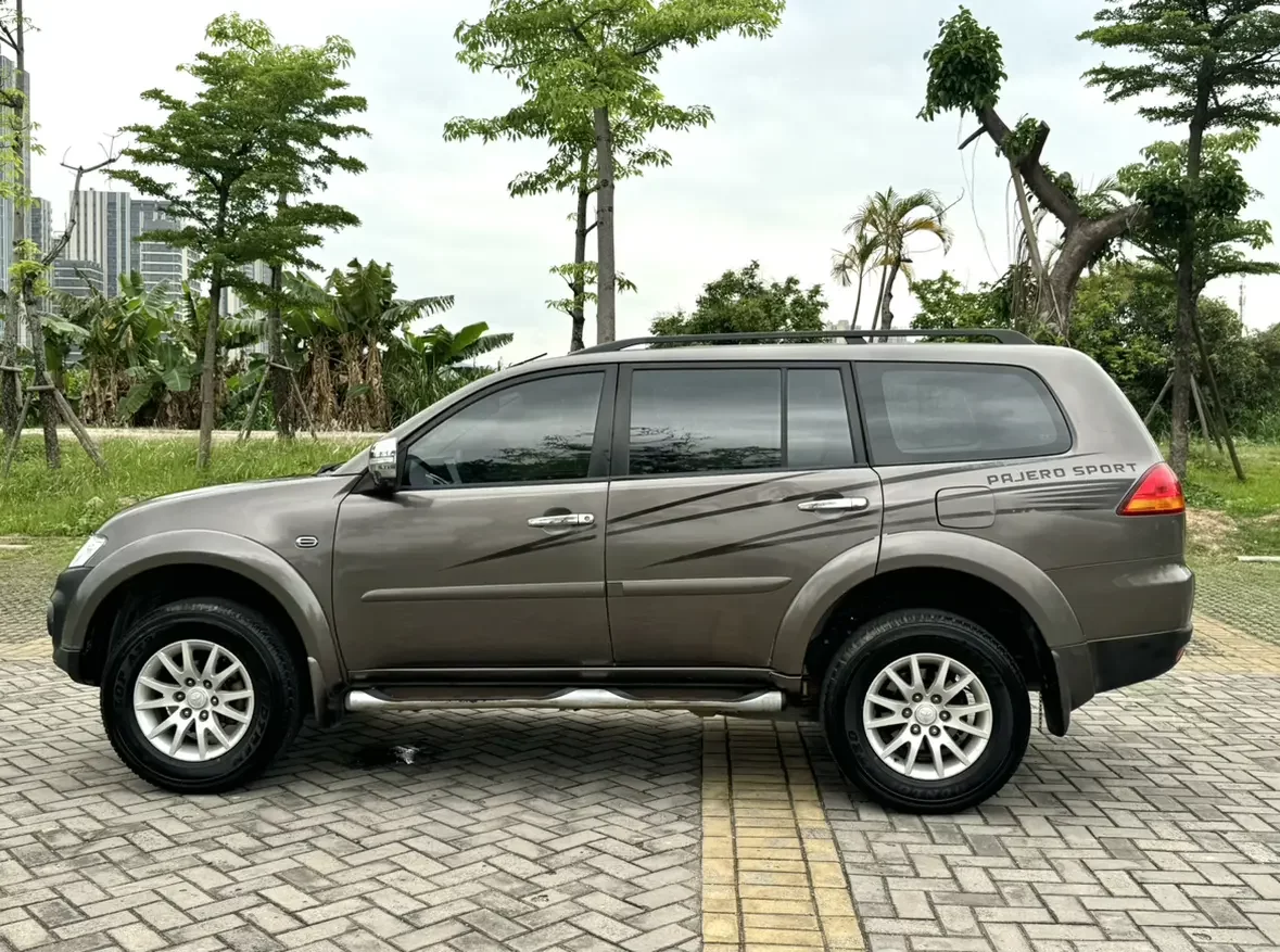 Mitsubishi Pajero Jinchang