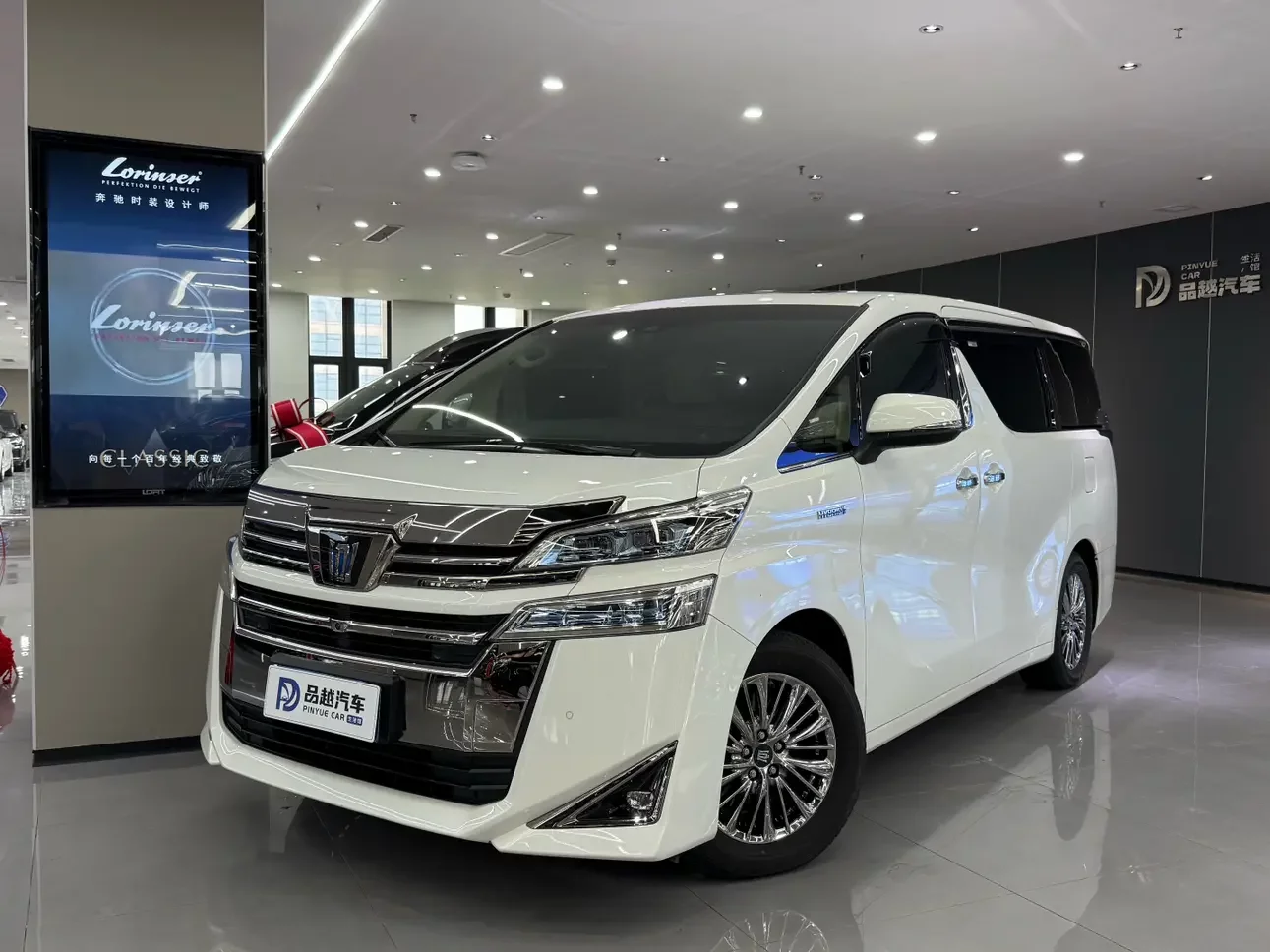 Toyota Crown Wellfire