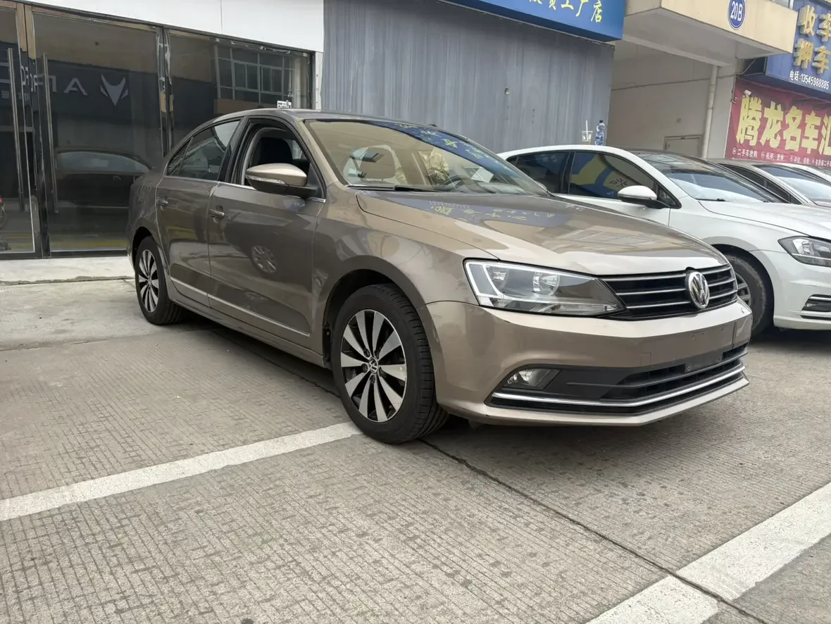 Volkswagen Sagitar