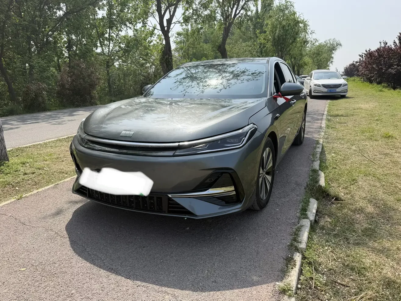 Geely Galaxy A7 EM
