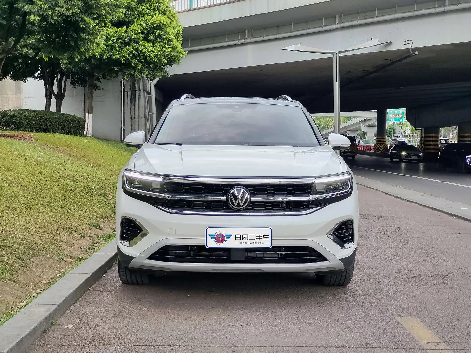 Volkswagen Talagon