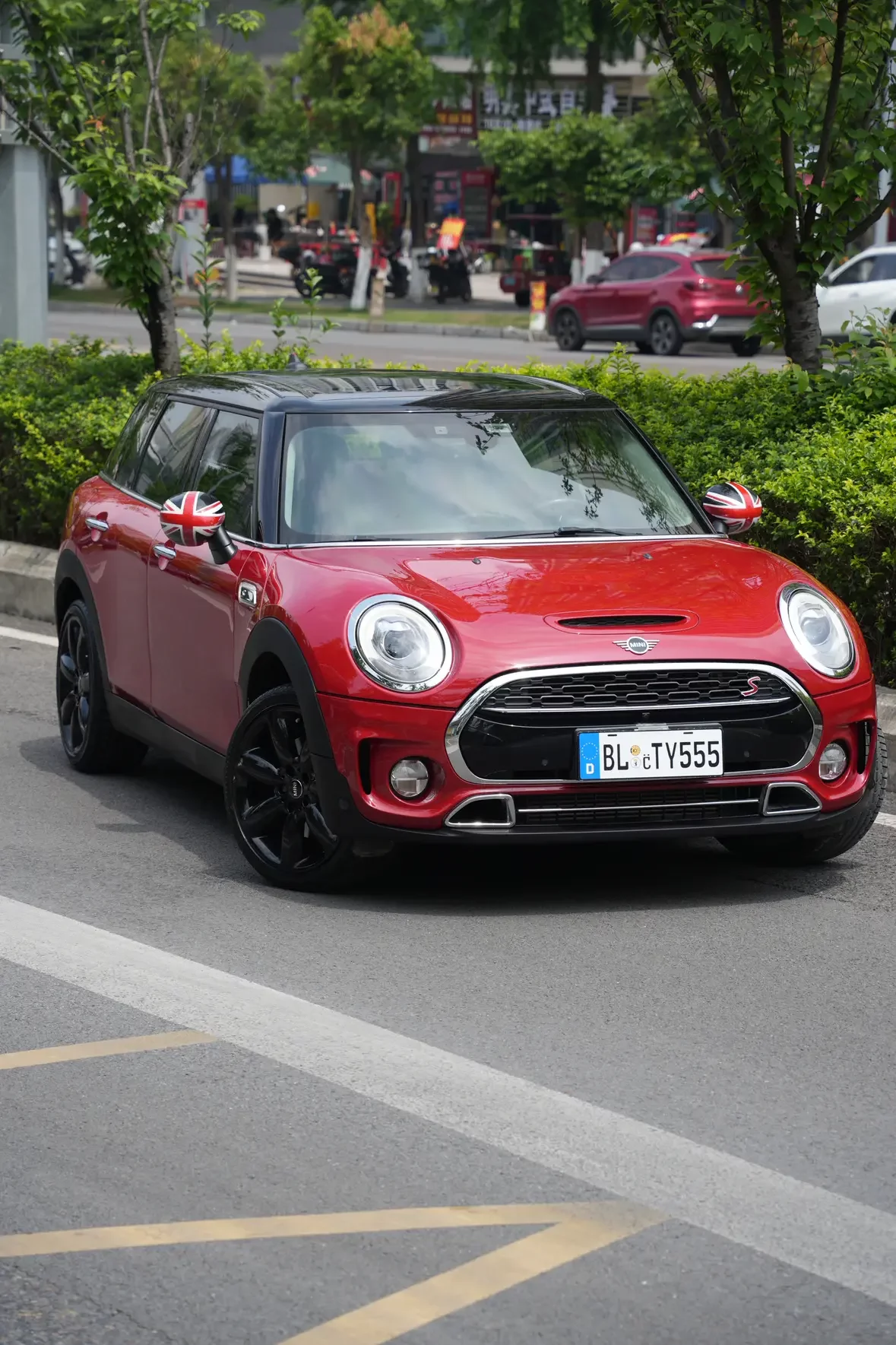 MINI CLUBMAN