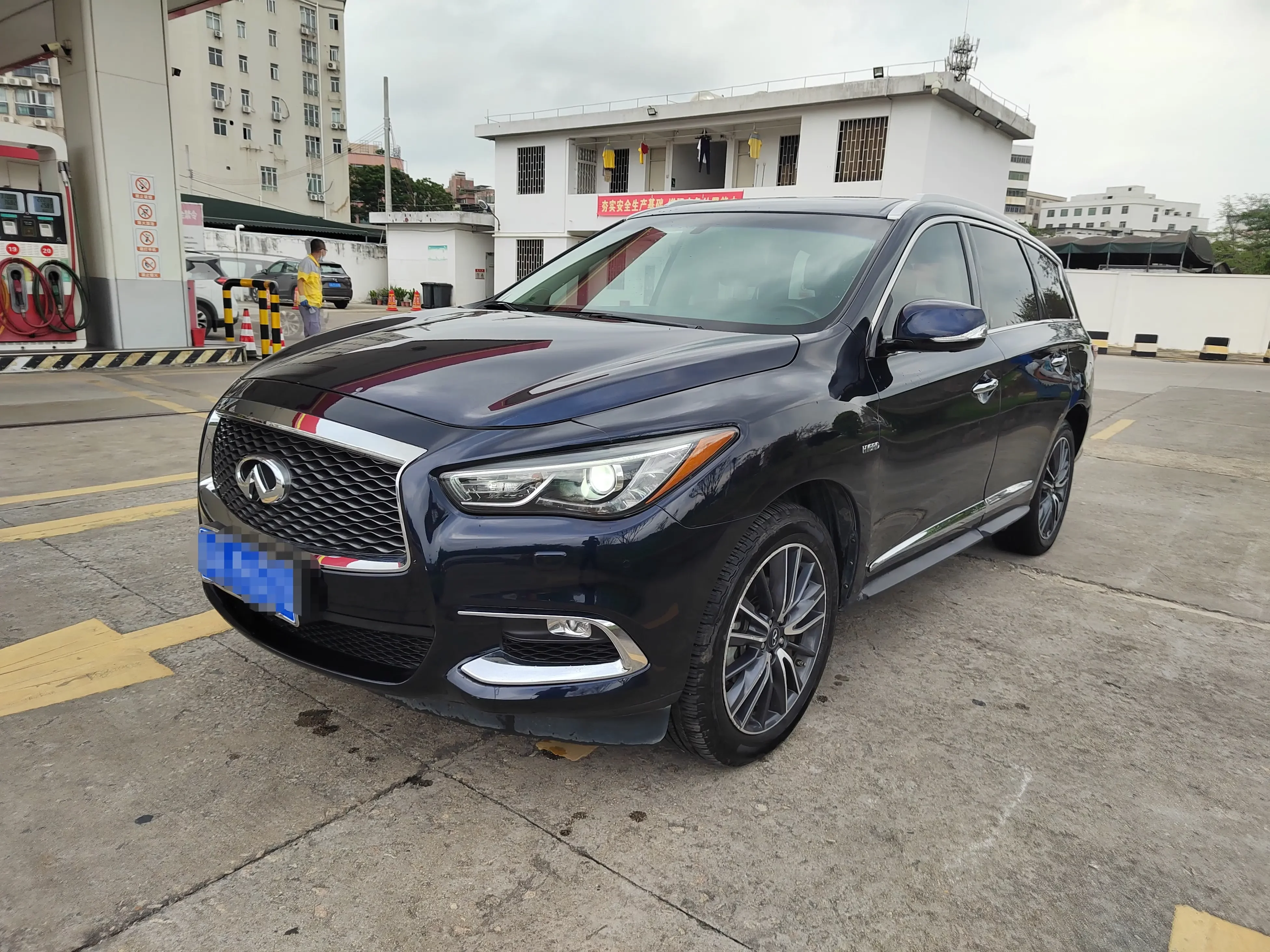Infiniti QX60