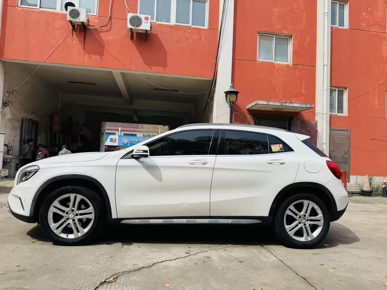 Mercedes-Benz GLA
