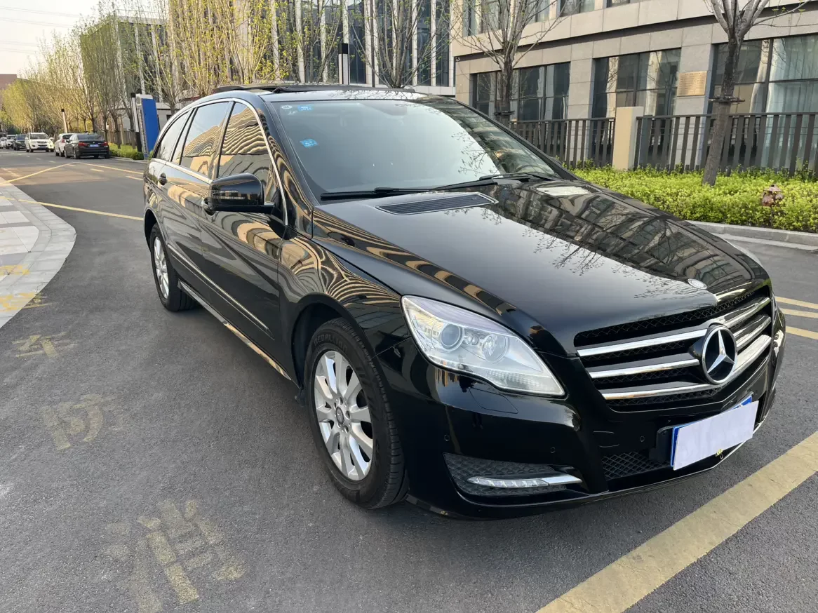 Mercedes-Benz R-Class