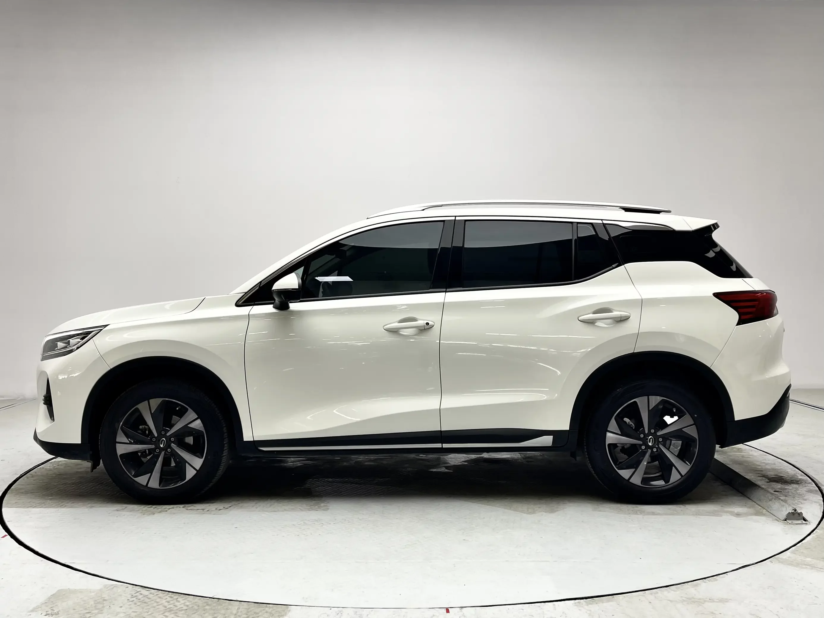 GAC Trumpchi GS4
