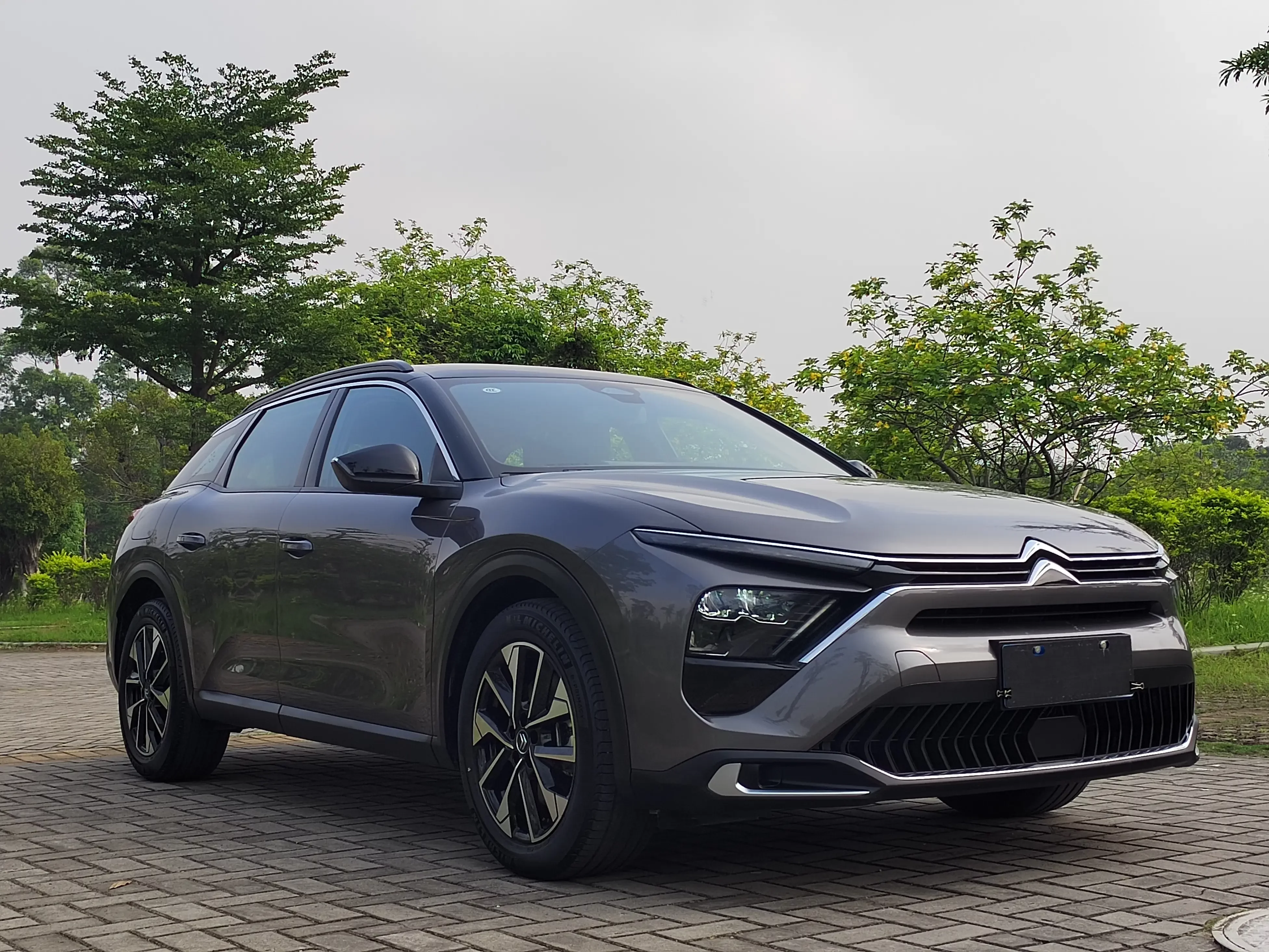 Citroën Versailles C5 X