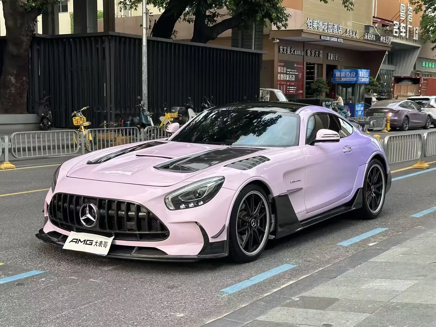 Mercedes-Benz AMG GT