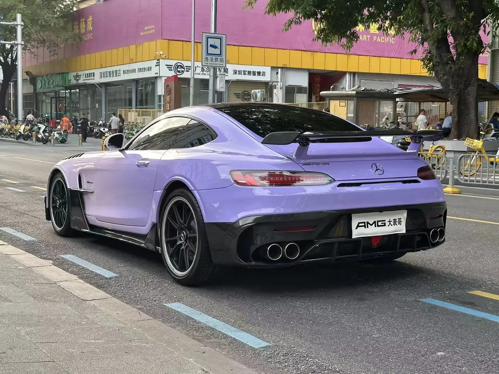 Mercedes-Benz AMG GT