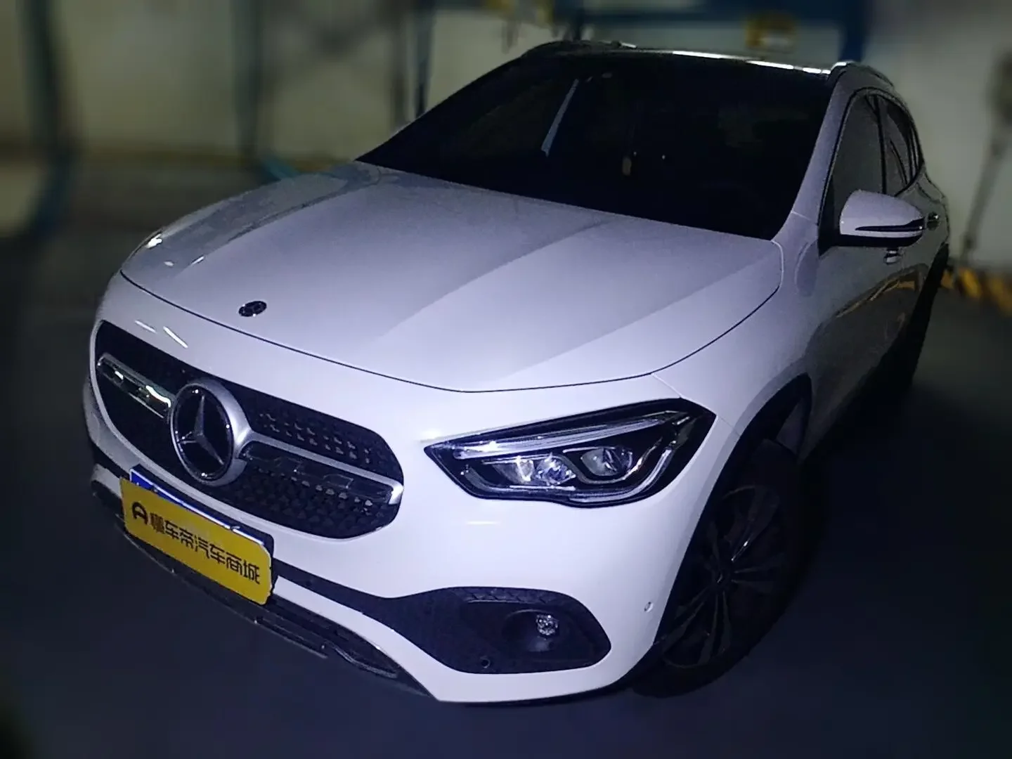 Mercedes-Benz GLA