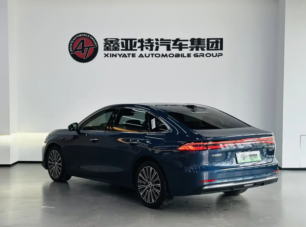 Geely Galaxy A7 EM