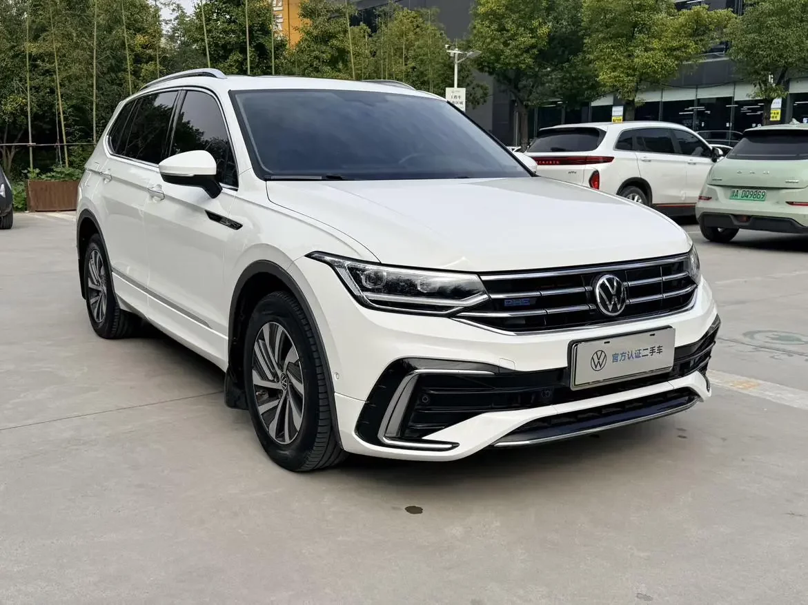 Volkswagen Tiguan L PHEV