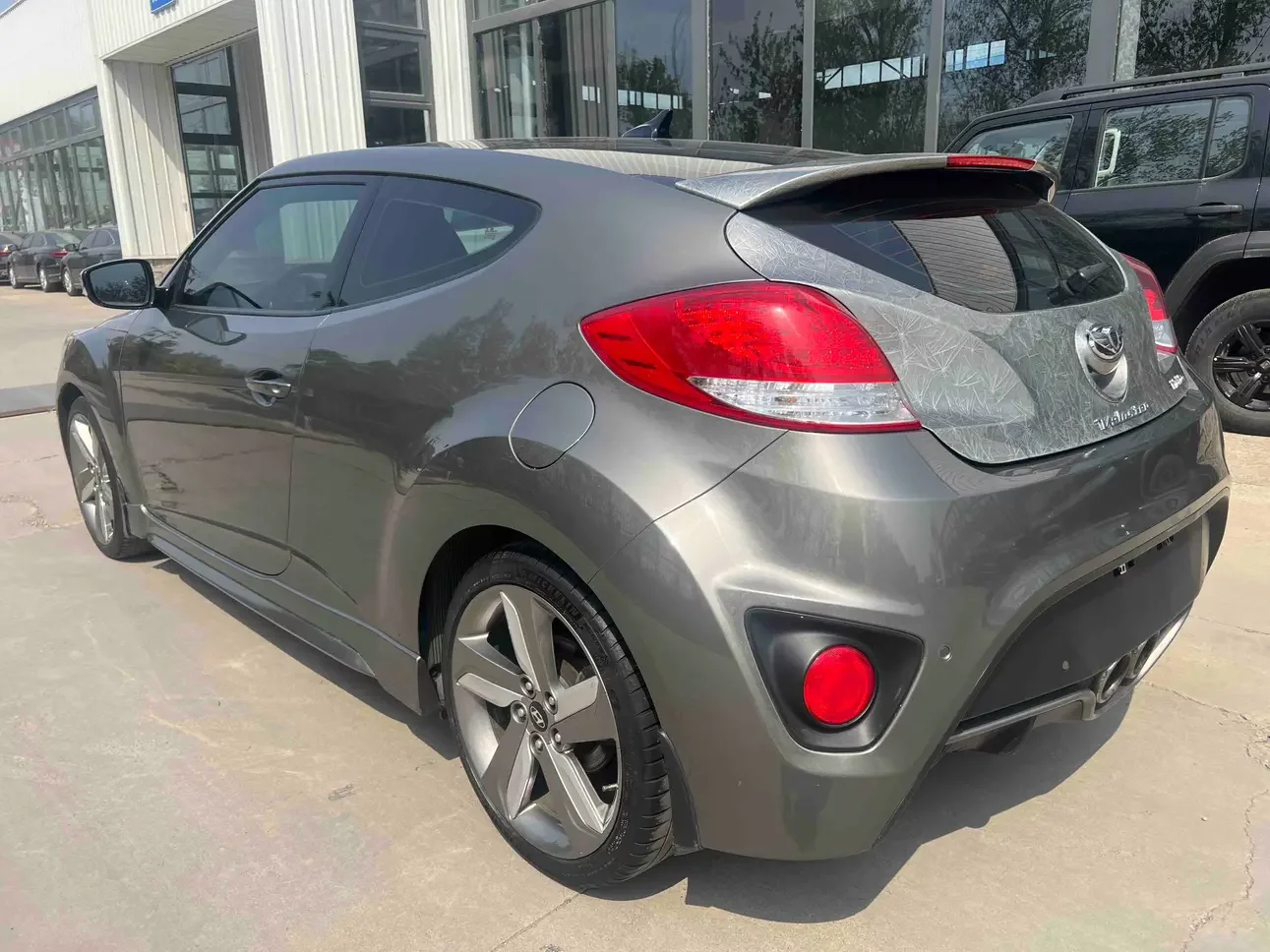 Hyundai Veloster