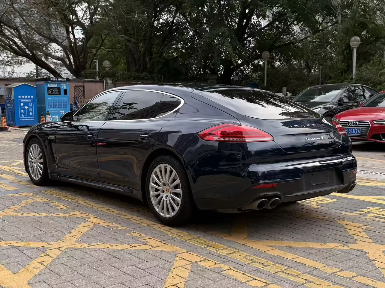 Porsche Panamera