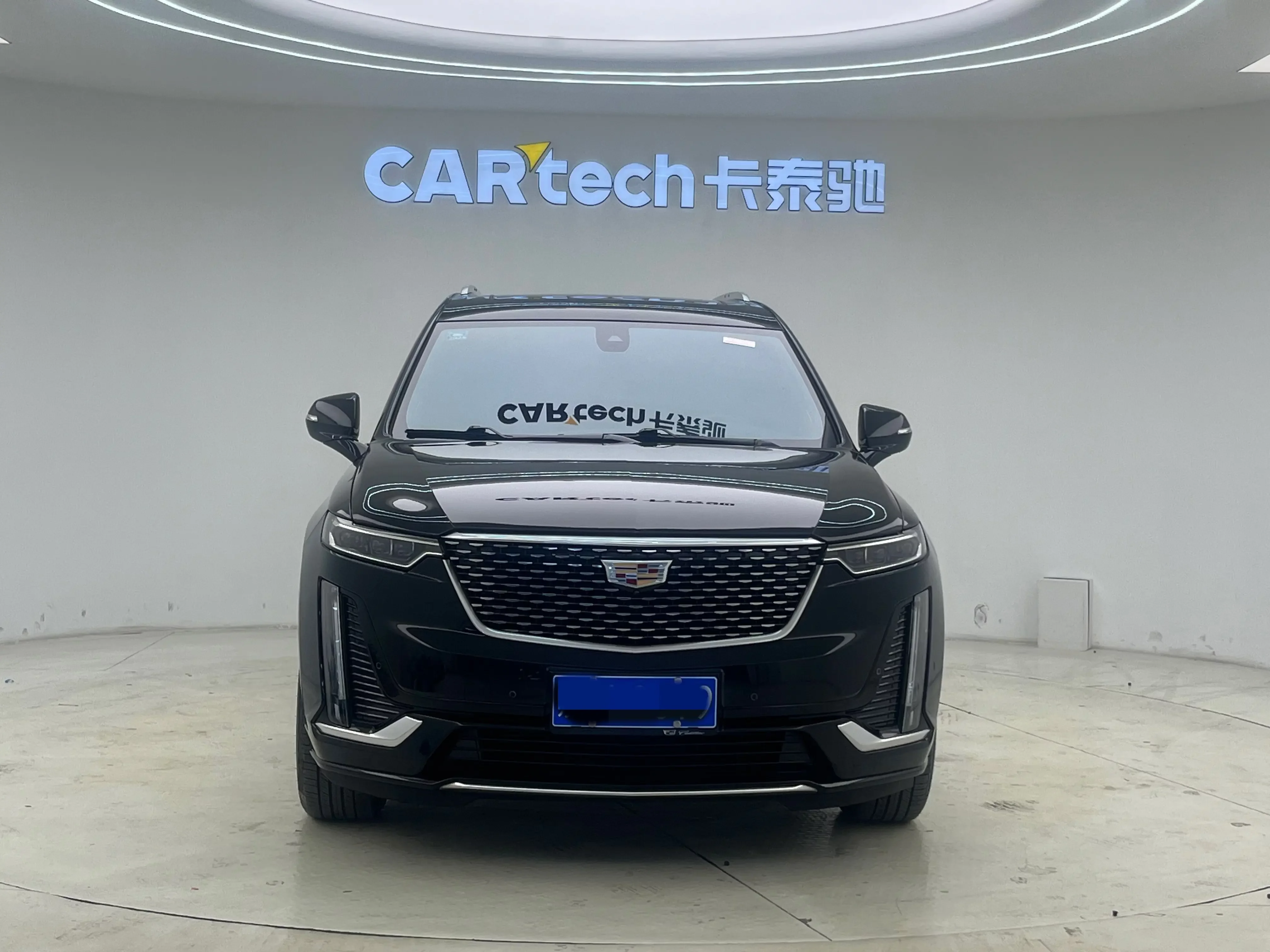 Cadillac XT6
