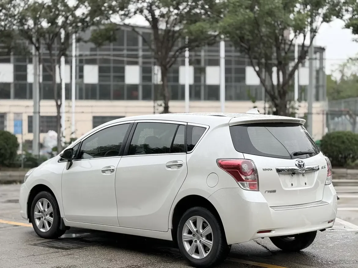 Toyota Verso / EZ