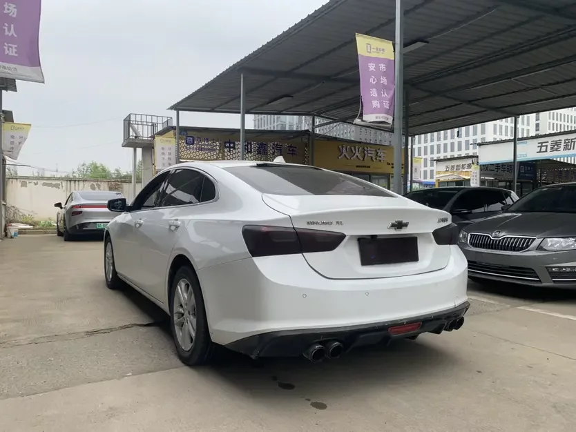 Chevrolet Malibu XL