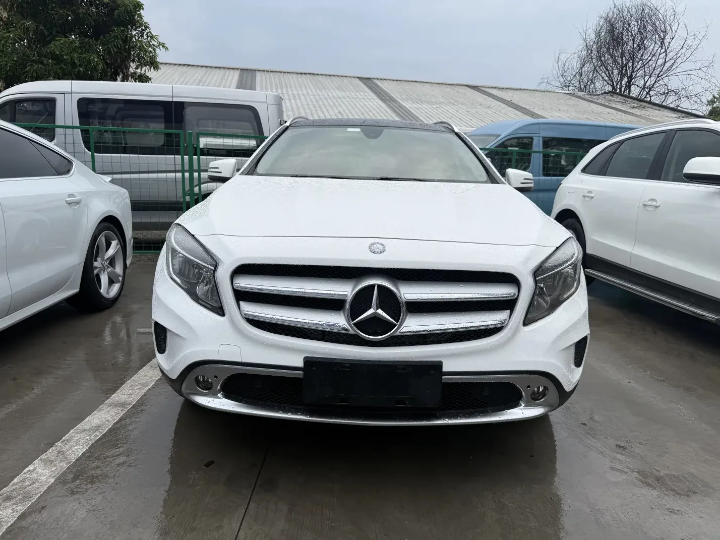 Mercedes-Benz GLA