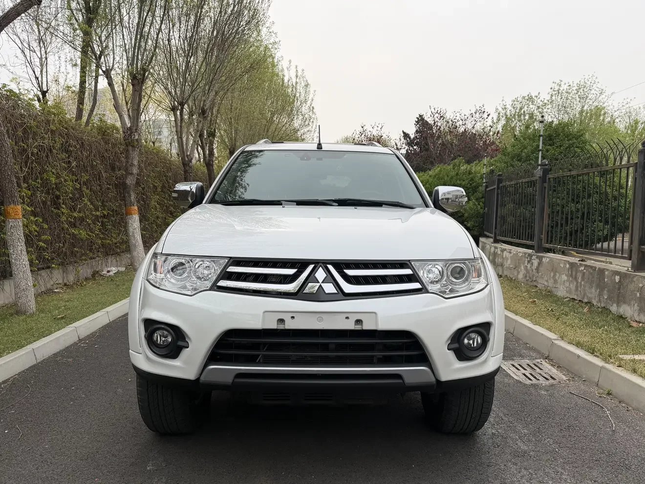 Mitsubishi Pajero Jinchang