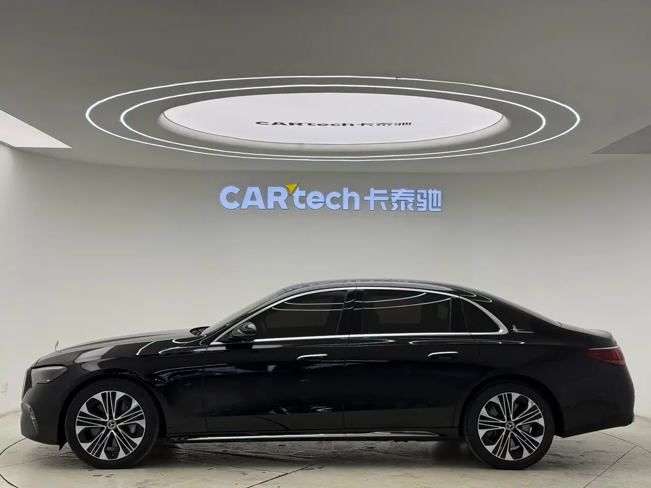 Mercedes-Benz E-Class PHEV