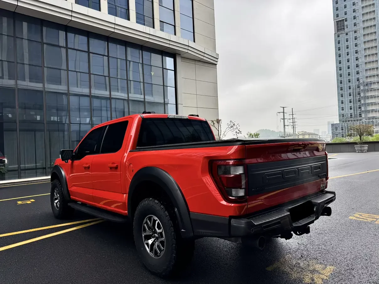 Ford F-150 Raptor