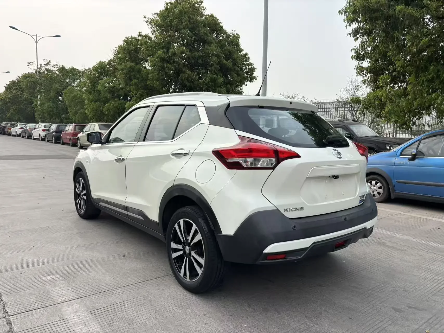 Nissan Jinke