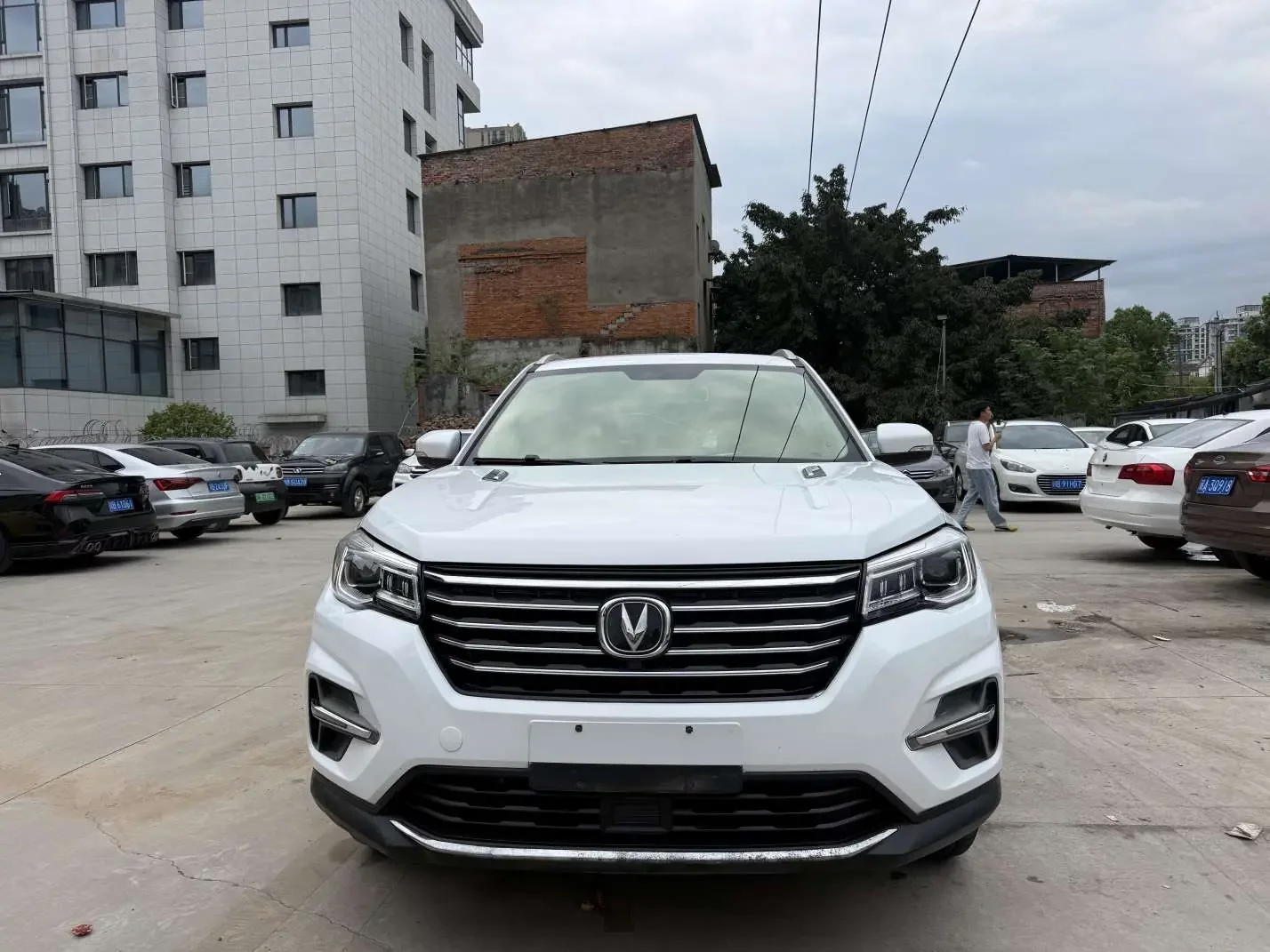 Changan CS75