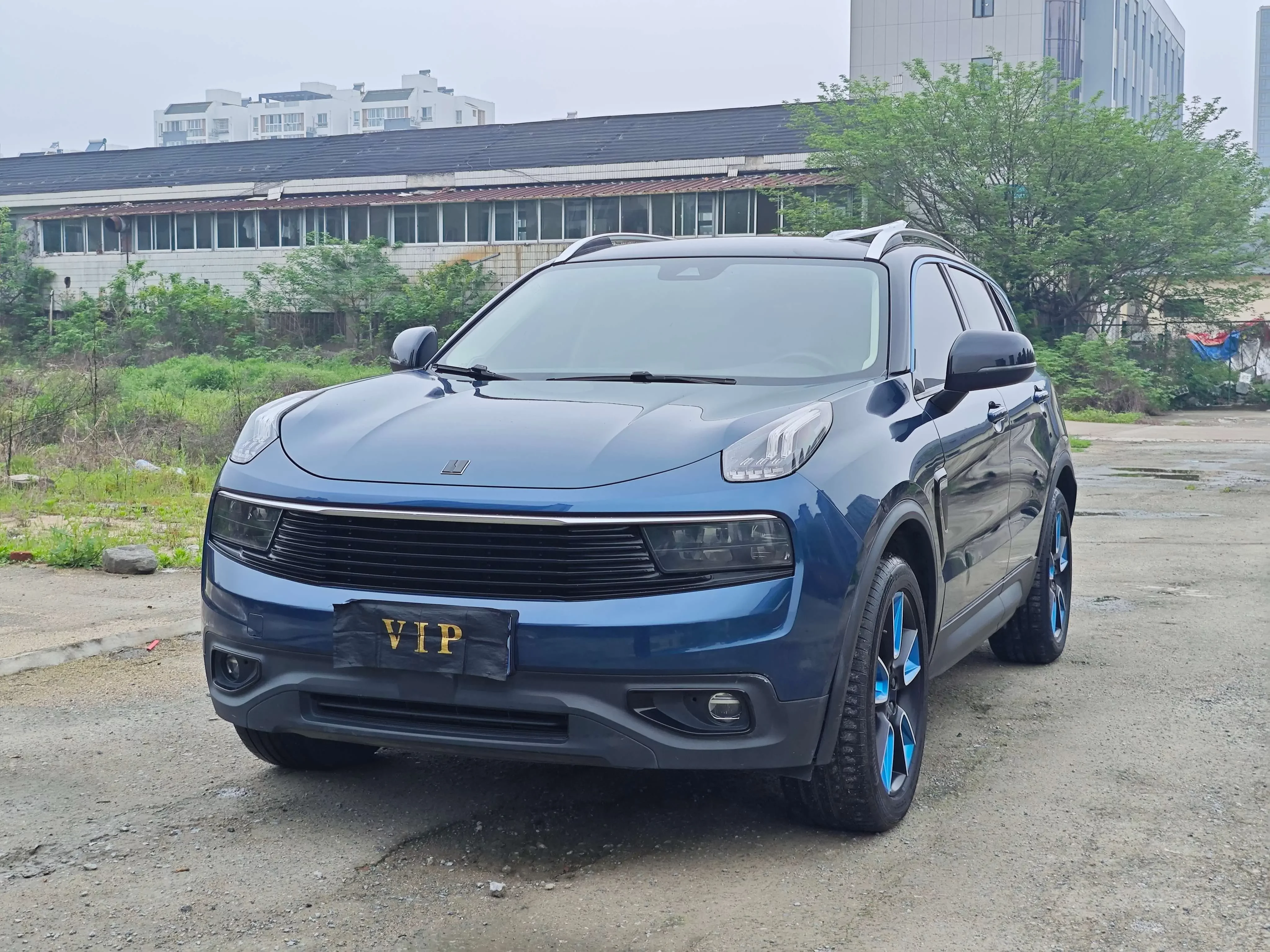 Lynk & Co 01