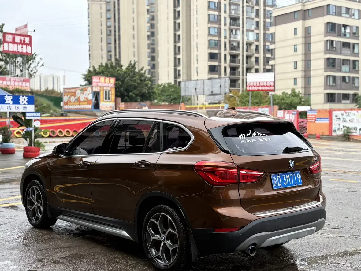 BMW X1