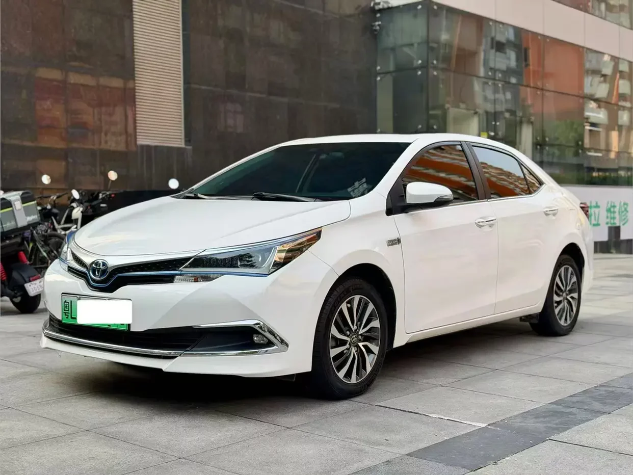 Toyota Corolla Dual Engine E+