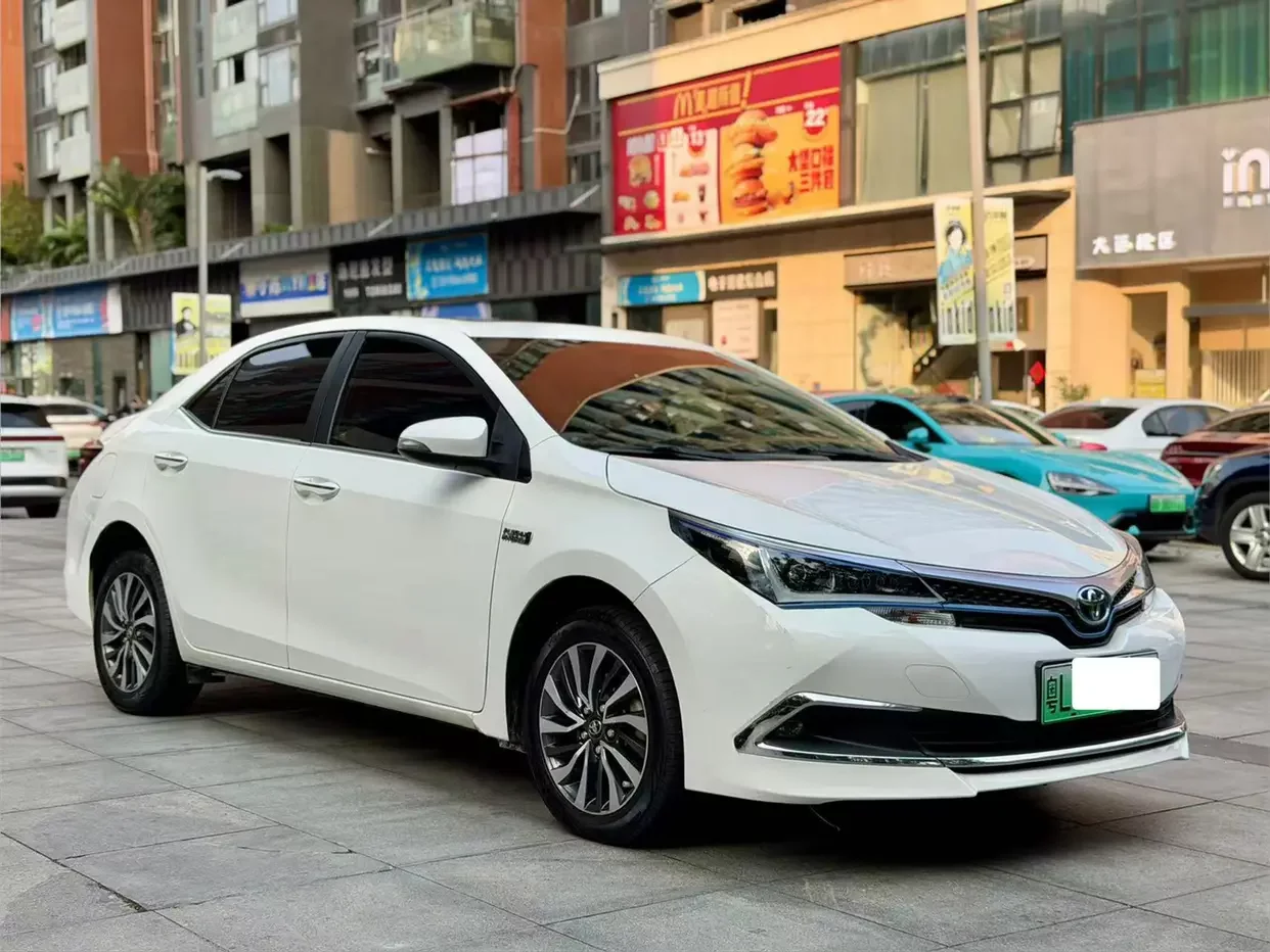 Toyota Corolla Dual Engine E+