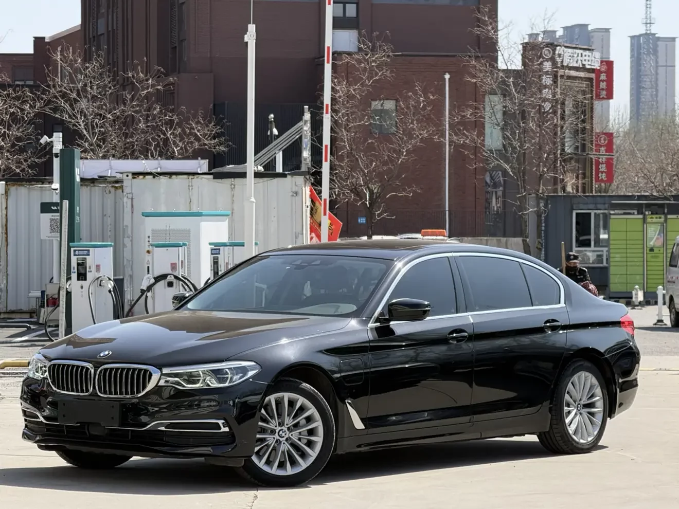 BMW 5 Series PHEV