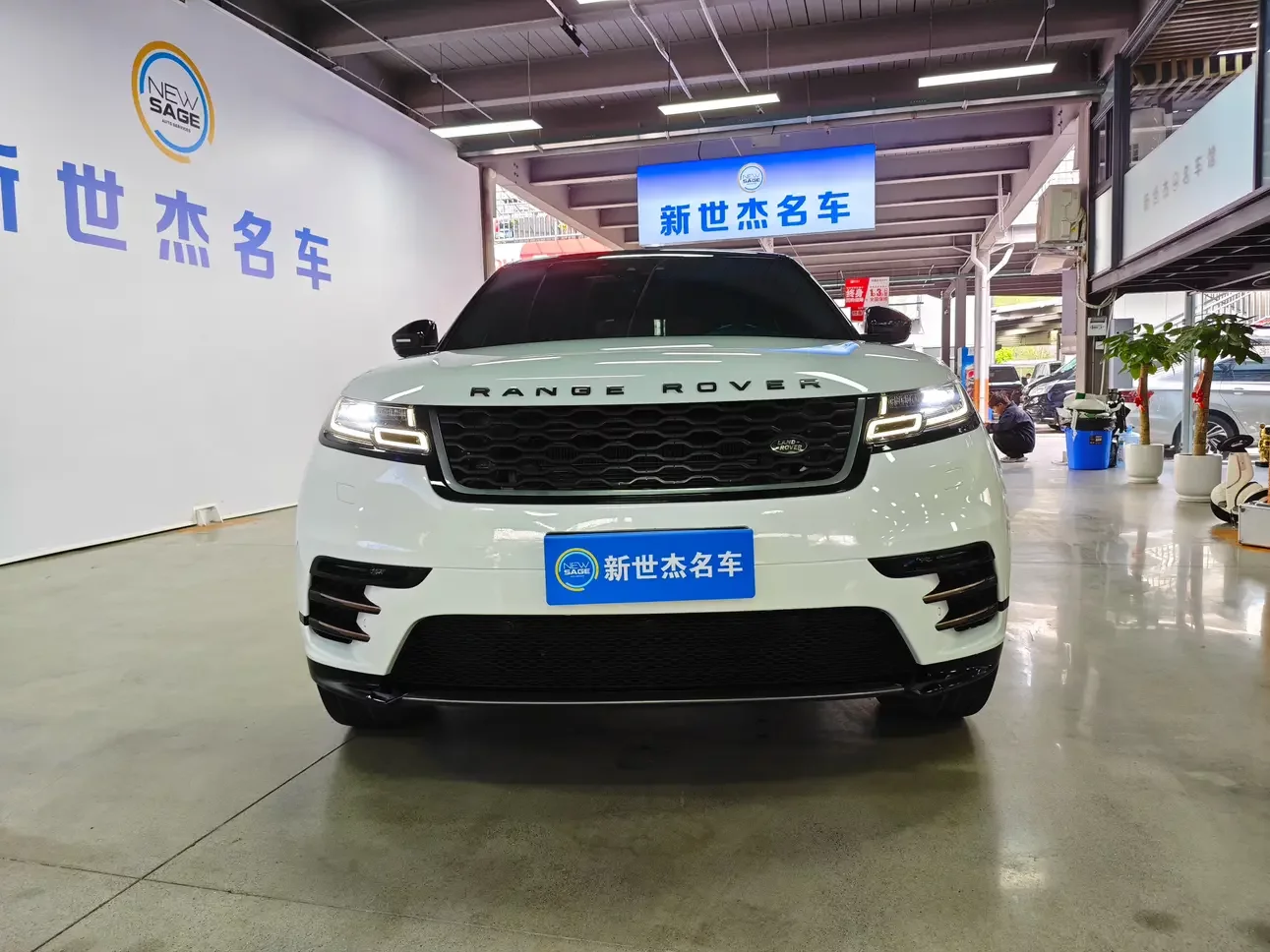 Land Rover Range Rover Velar