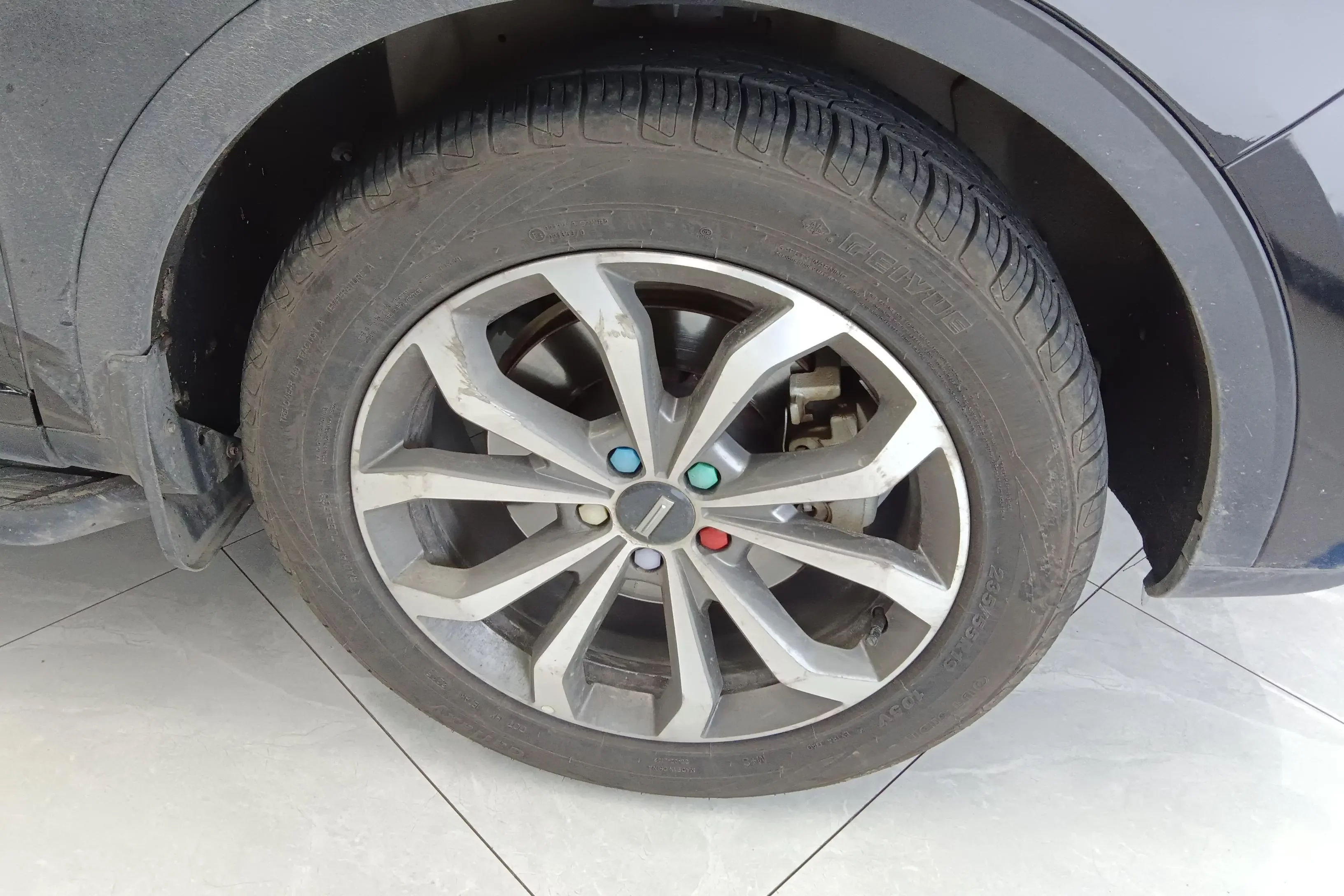 Wey Wei brand VV6