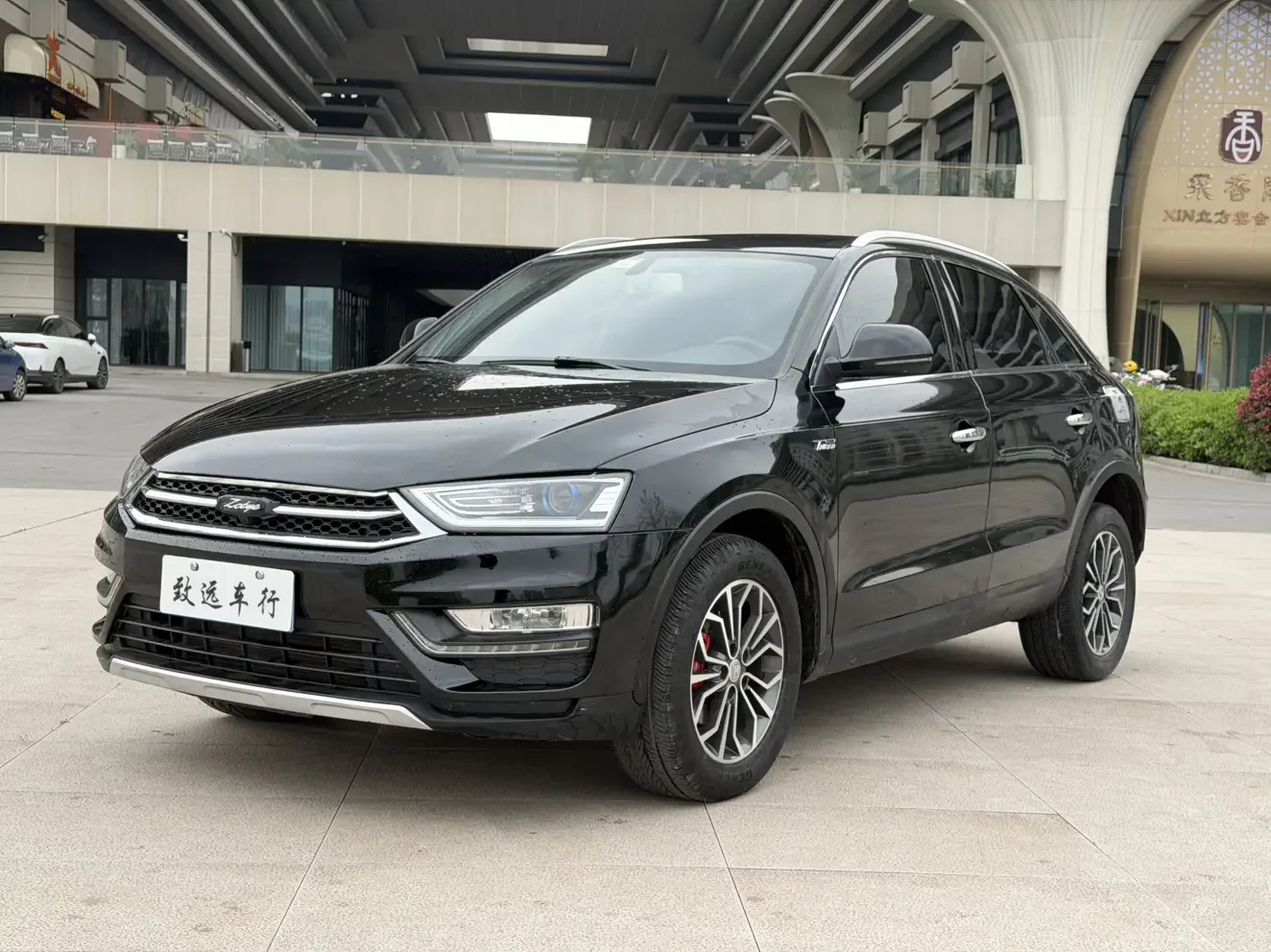 Zotye SR7