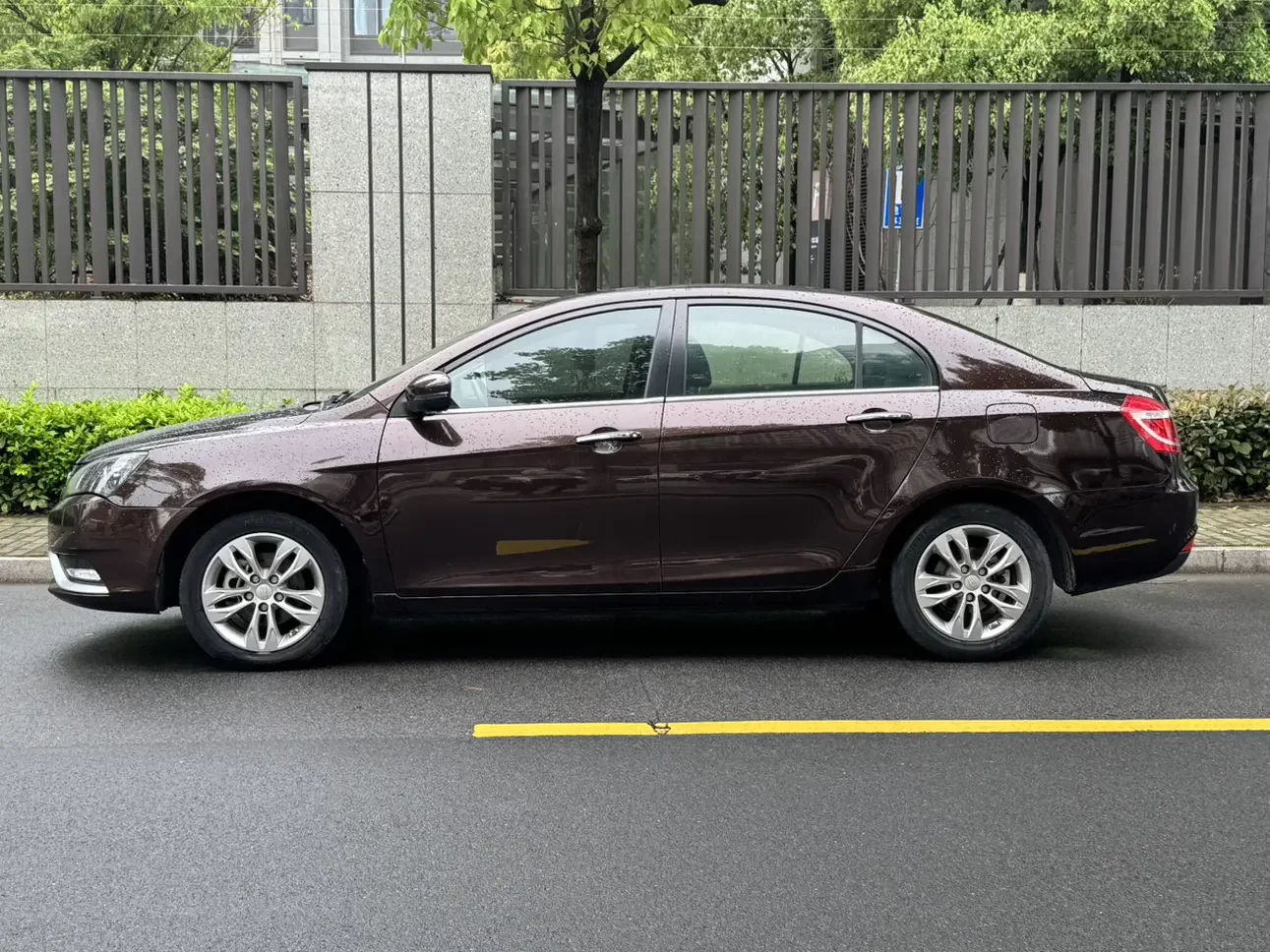Geely emgrand