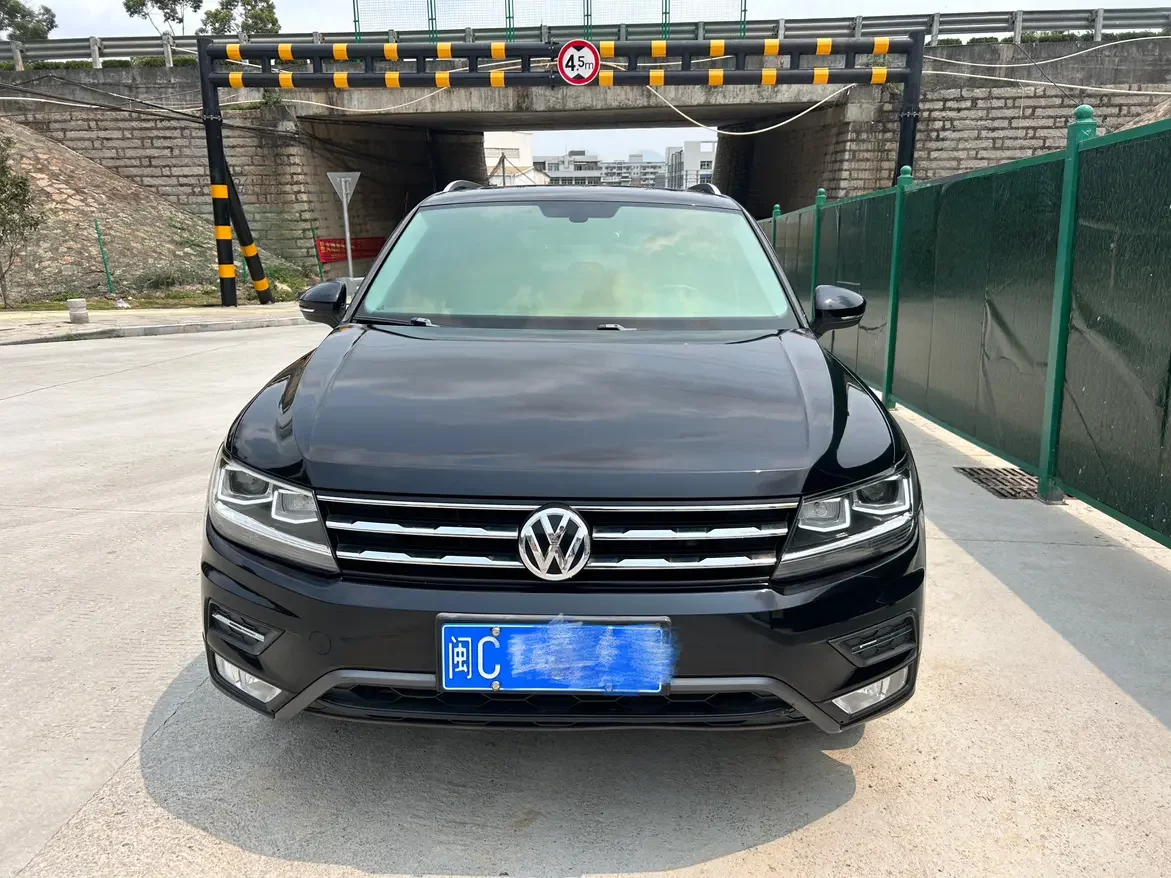 Volkswagen Tiguan L