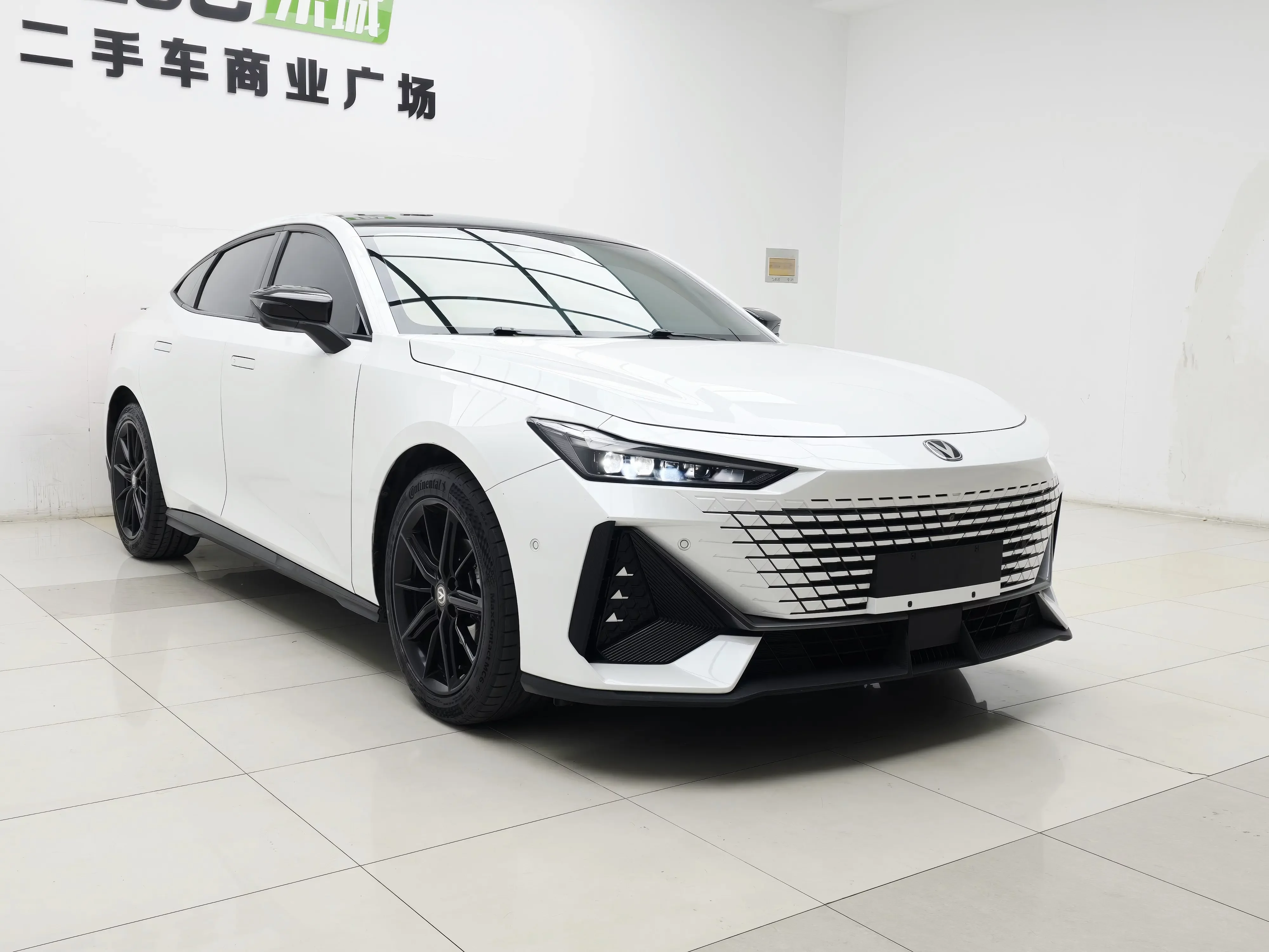 Changan UNI-V
