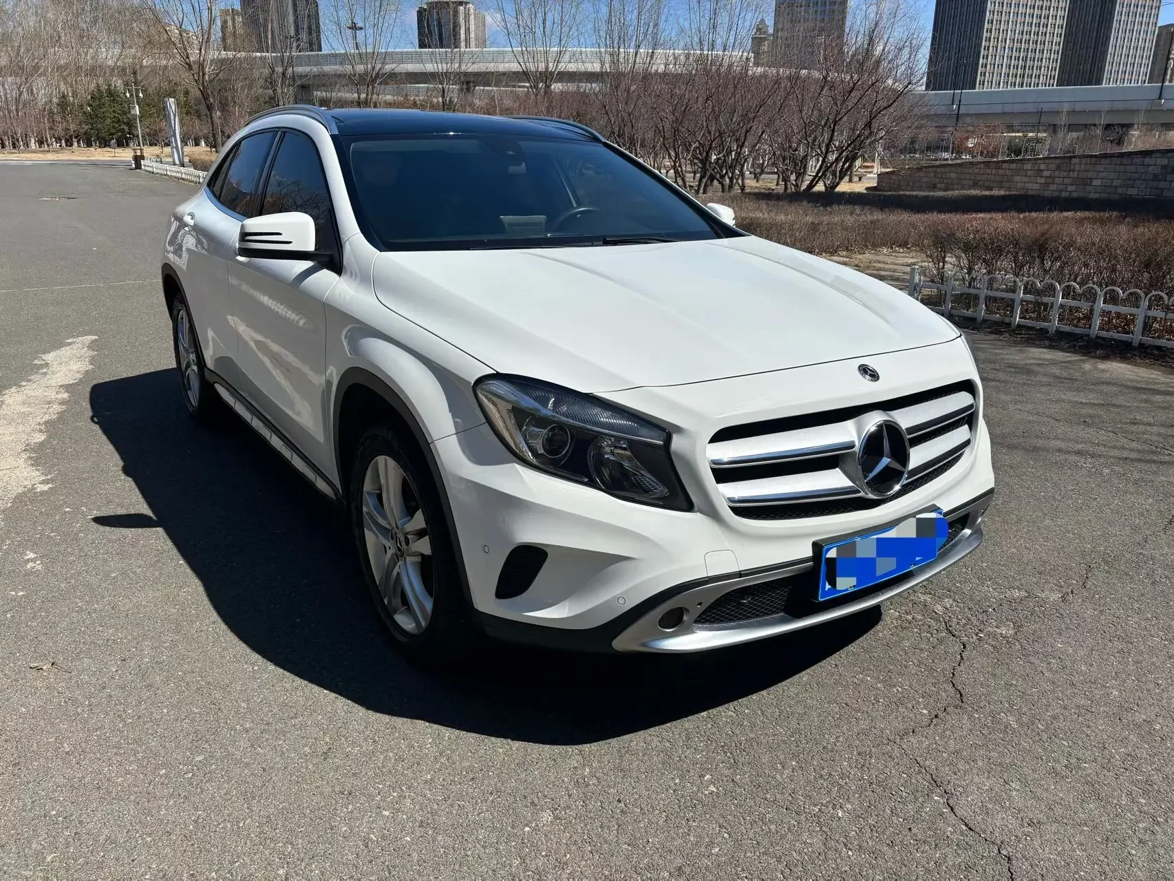 Mercedes-Benz GLA