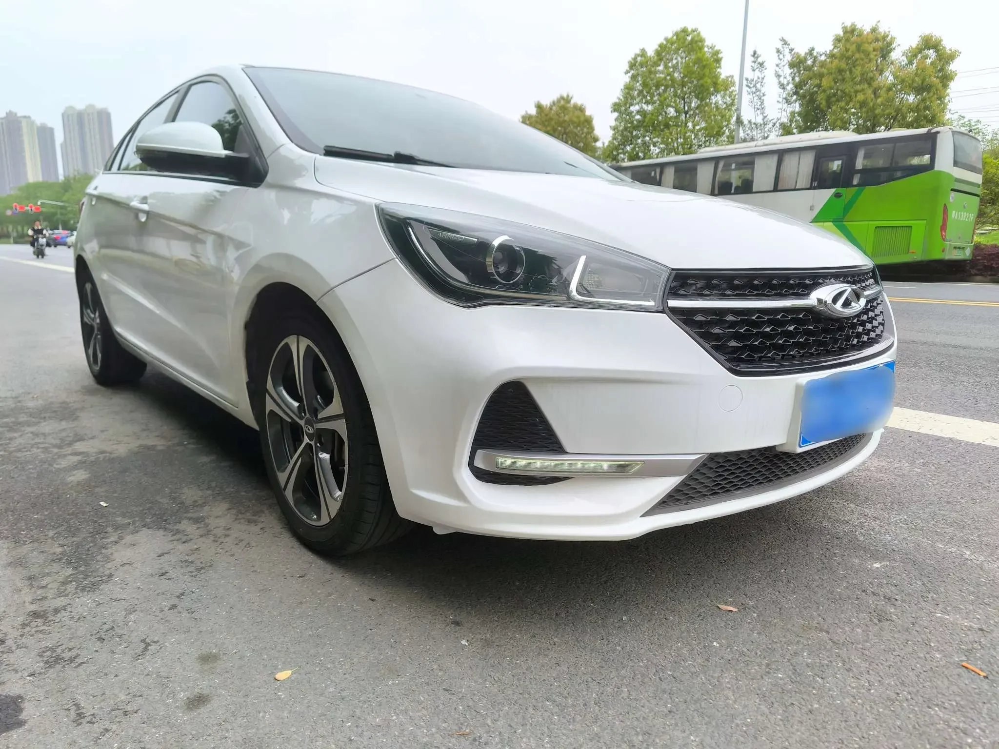 Chery Arrizo 5