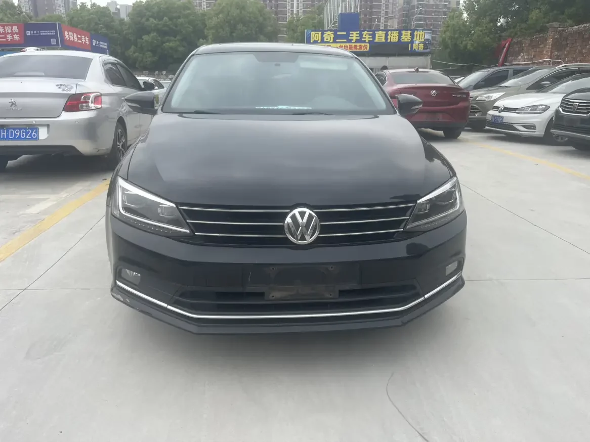 Volkswagen Sagitar