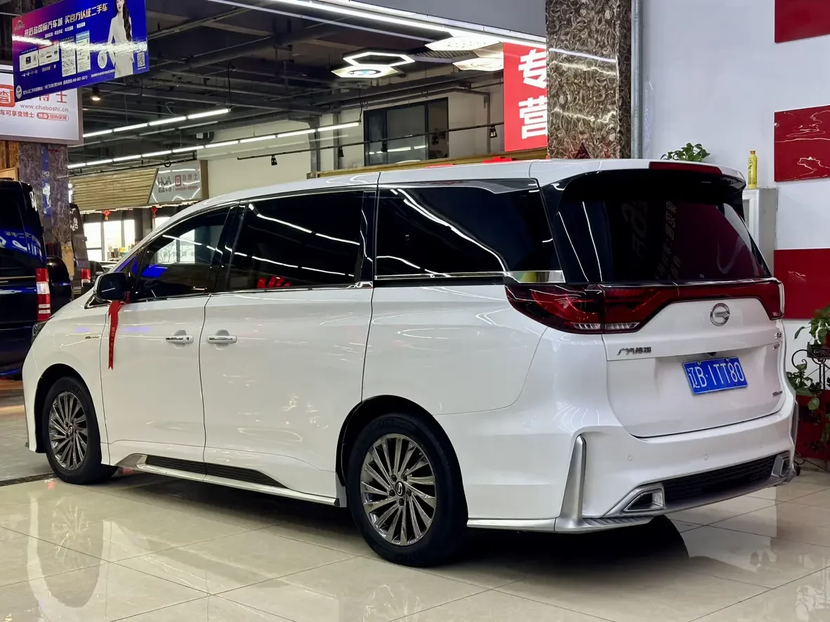 GAC Trumpchi M8