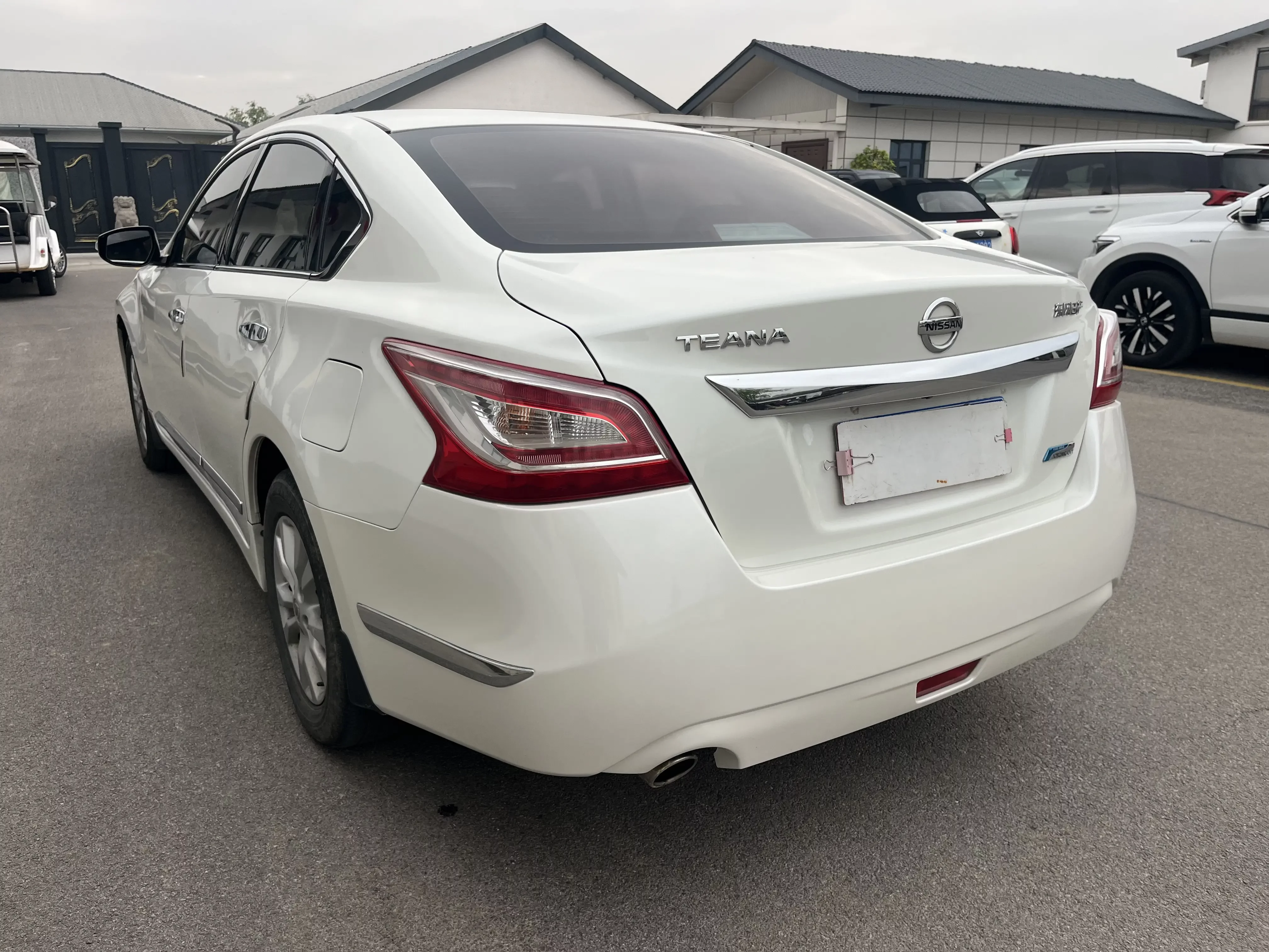 Nissan Altima
