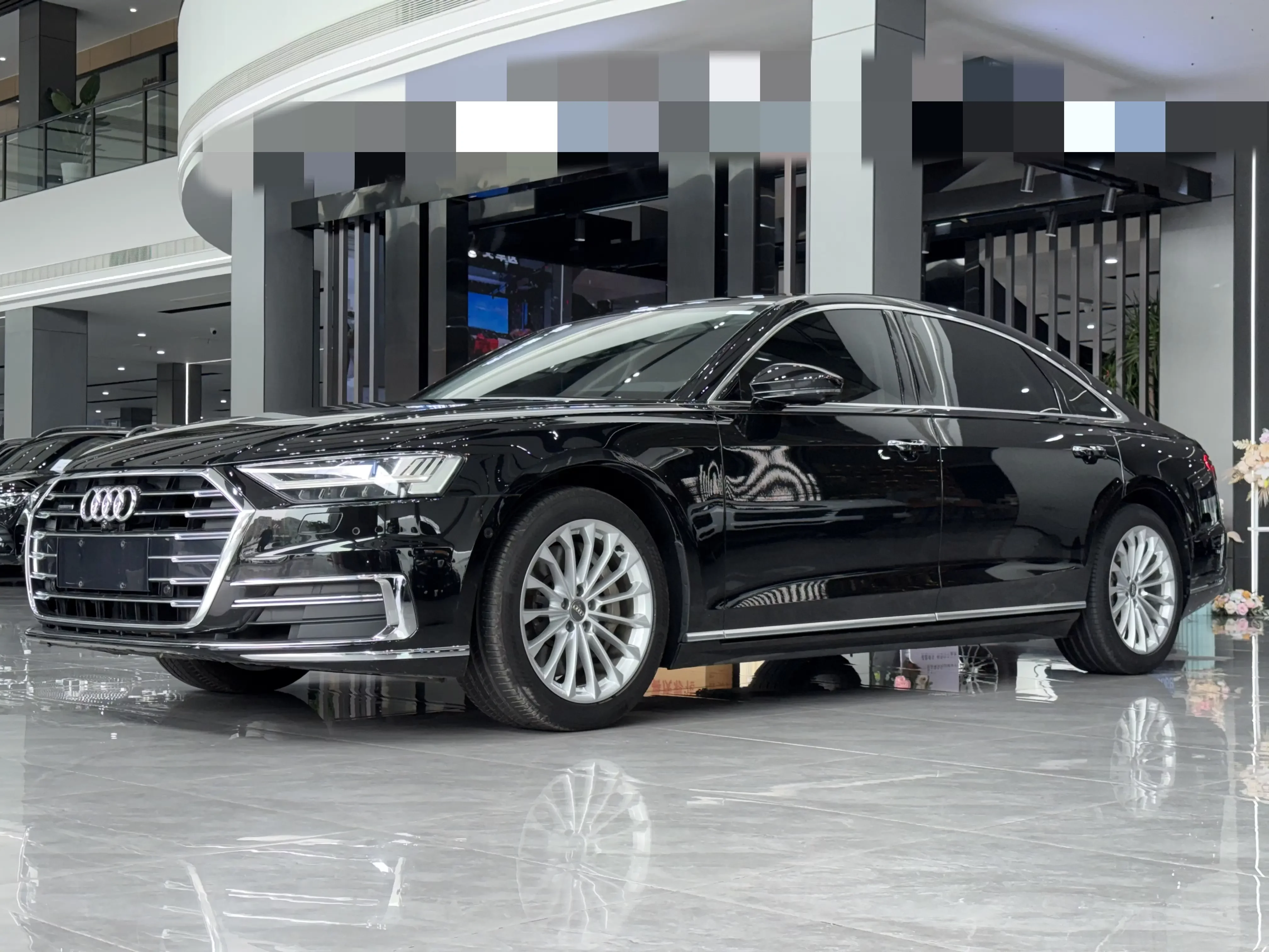 Audi A8