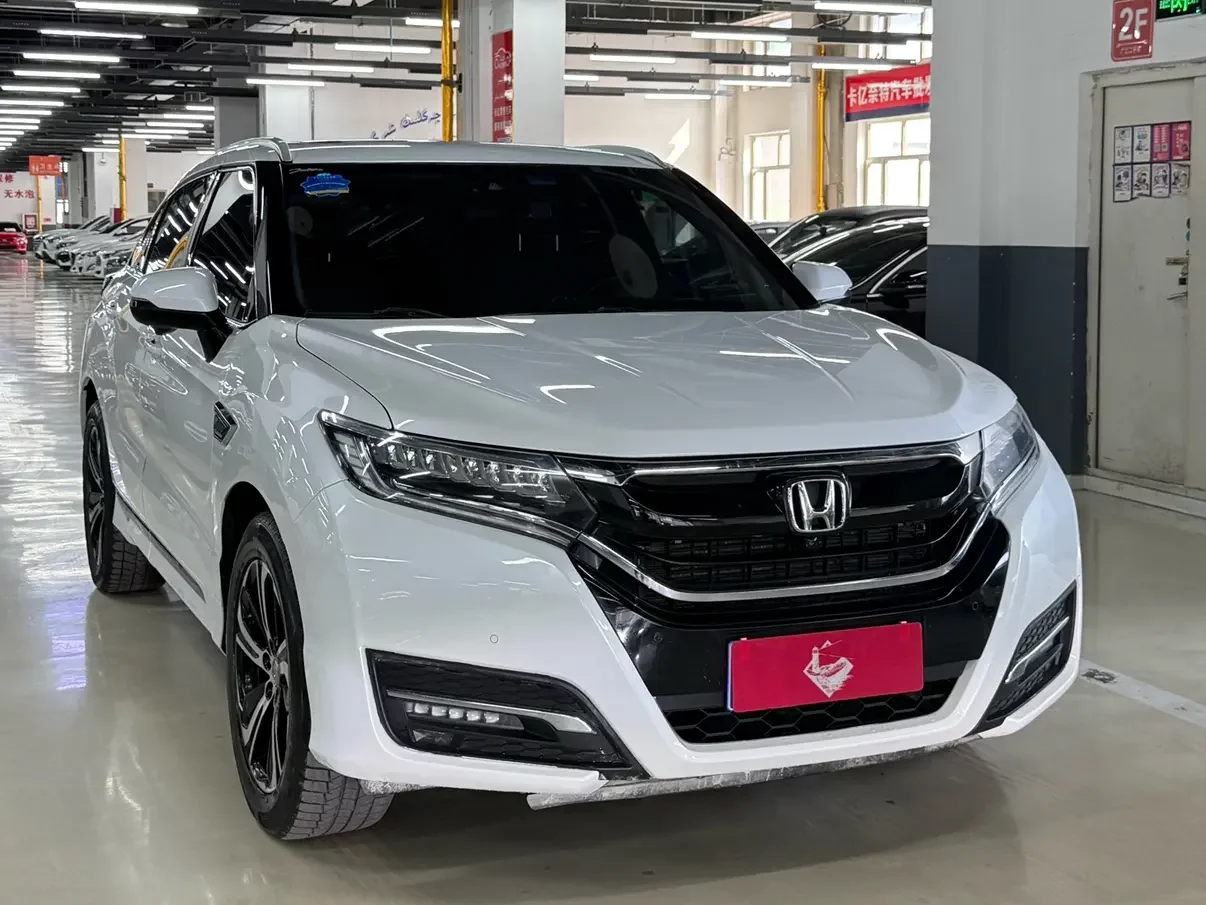 Honda UR-V