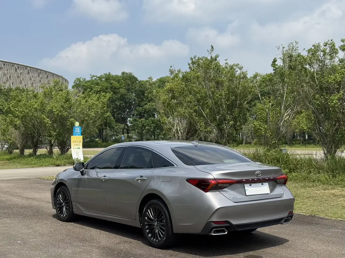 Toyota Avalon